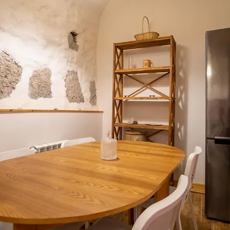 Διαμέρισμα Dream - Historic Old Town From 1364